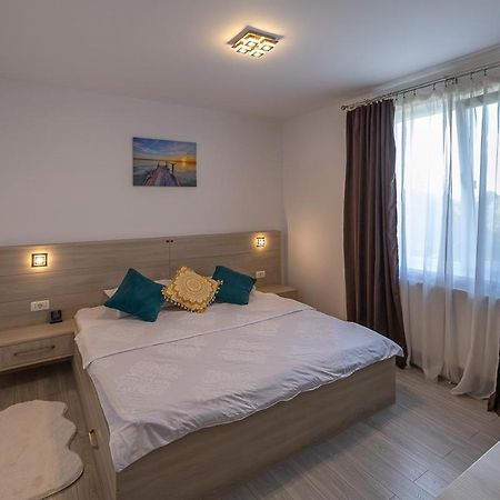 Apartament Expoparc Pitesti Exterior photo